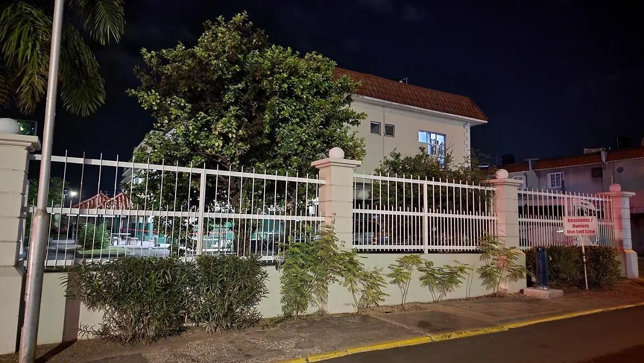 Oaklands Oasis Apartment Kingston